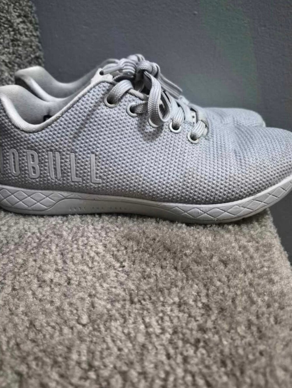 NOBULL  Trainer Womens Size 7 in Light Gray